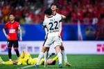 首败+9连胜终结!蓉城0-1海港 李新翔制胜李海新出11黄+判罚引争议